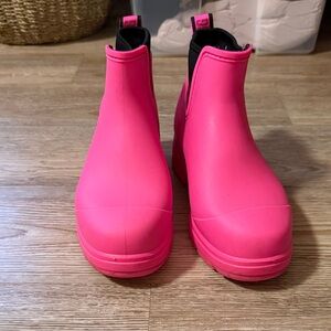 UGG Bright Pink Slip-On Rain Boots